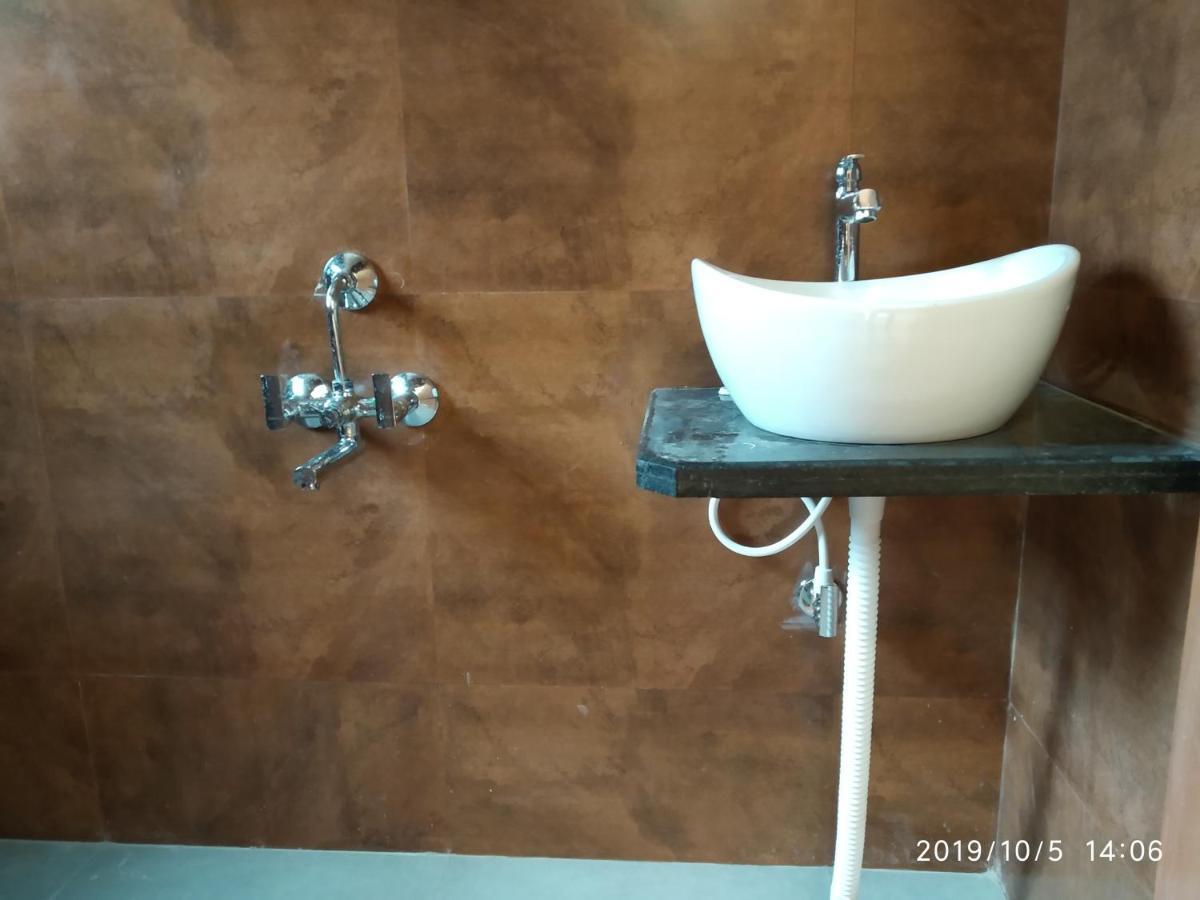Lotus Hotel Nagaon Beach Alībāg Εξωτερικό φωτογραφία