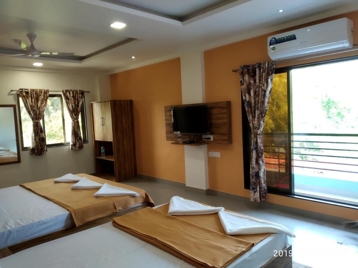 Lotus Hotel Nagaon Beach Alībāg Εξωτερικό φωτογραφία