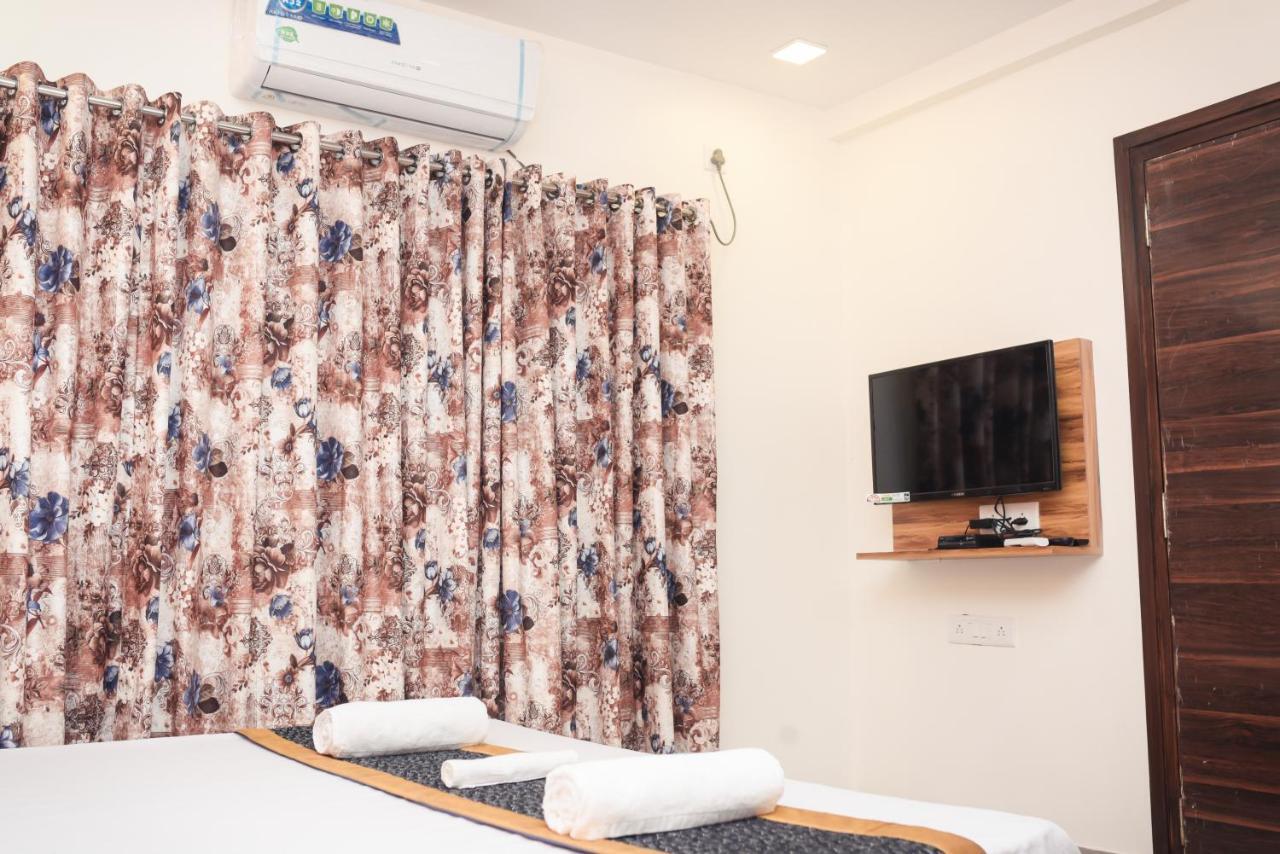 Lotus Hotel Nagaon Beach Alībāg Εξωτερικό φωτογραφία